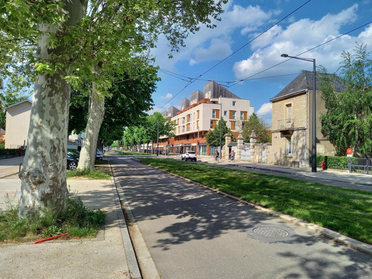 Studio Avec Terrasse En Residence Calme A Dijon. Екстер'єр фото